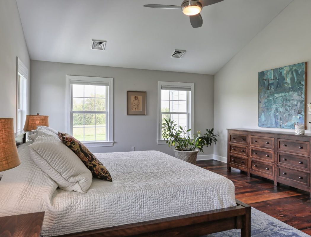 country farmhouse bedroom