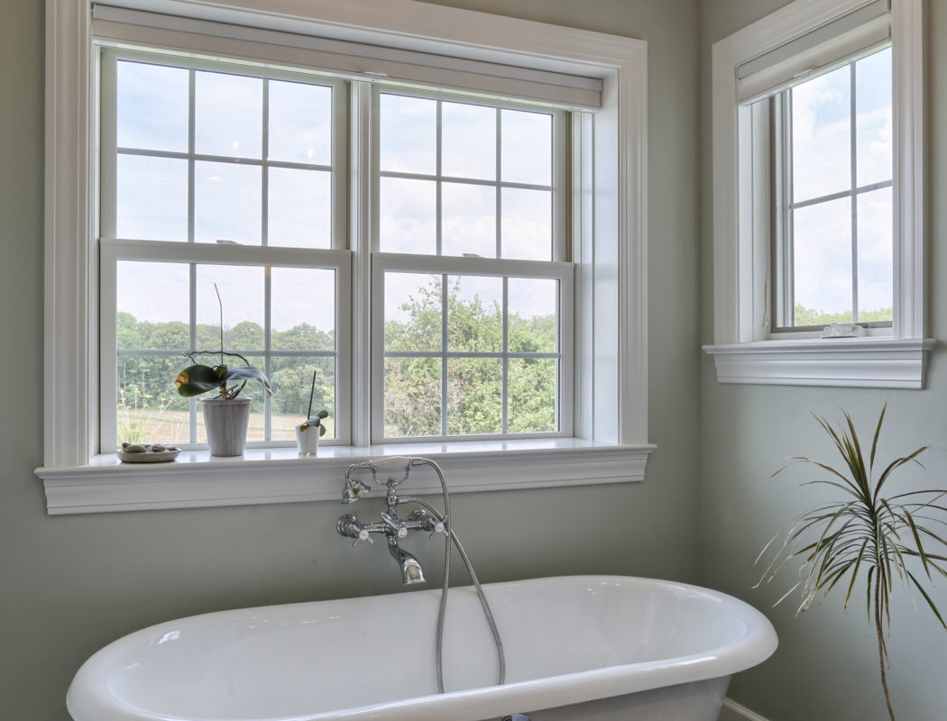 country farmhouse tub