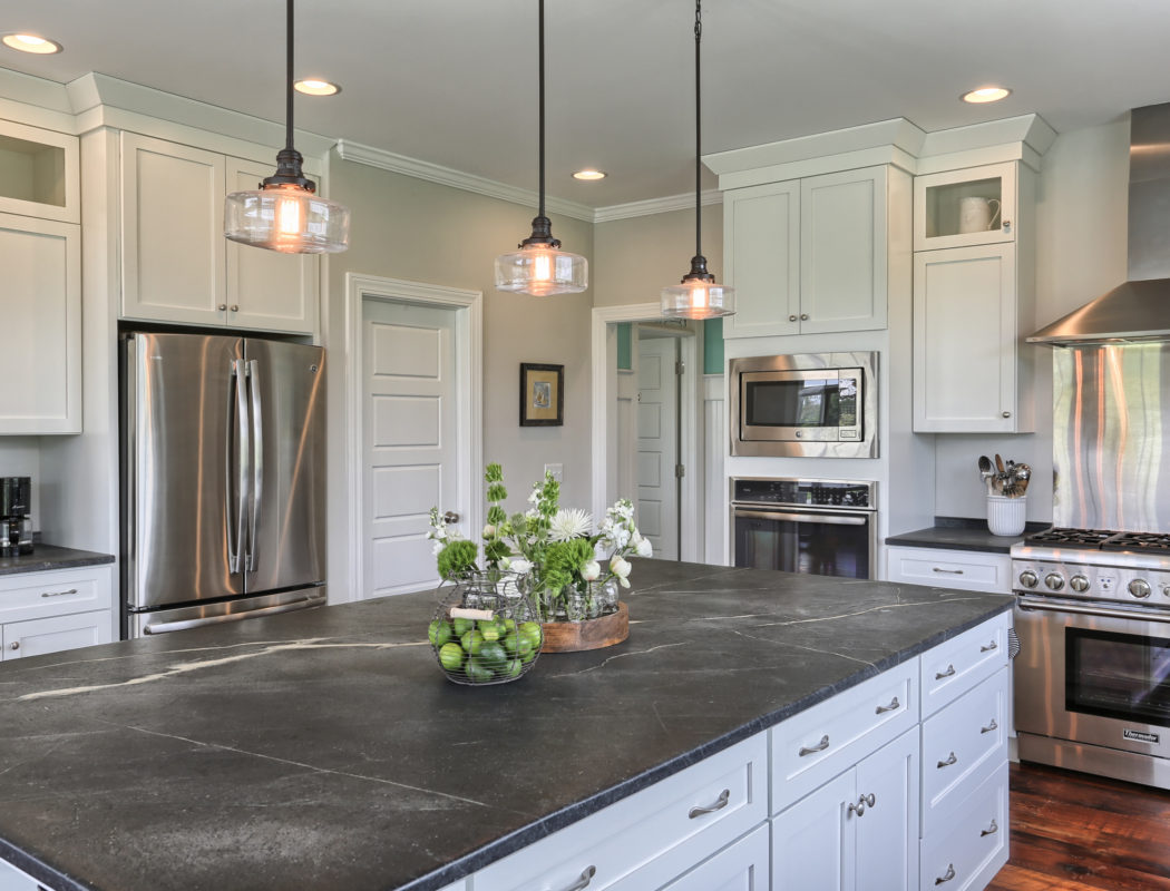 country farmhouse kitchen island