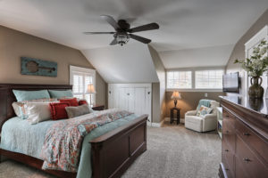 craftsman cottage master bedroom