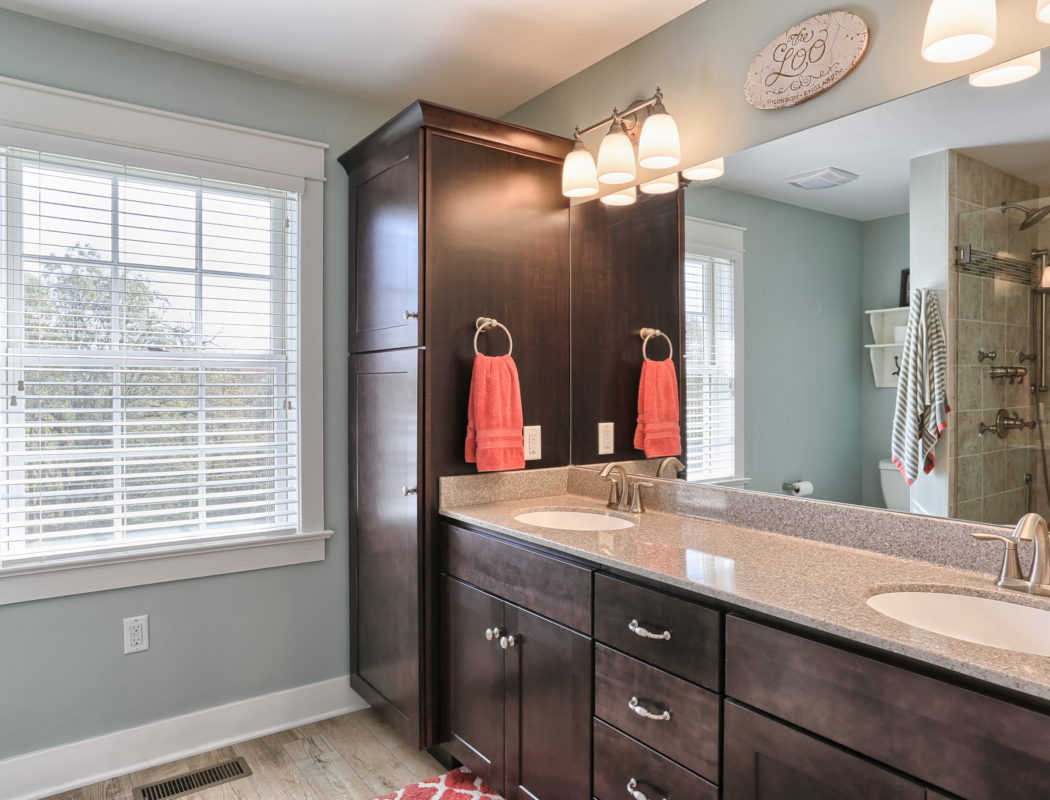craftsman cottage master bathroom